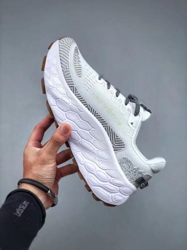 New balance Fresh Foam Trail More v3