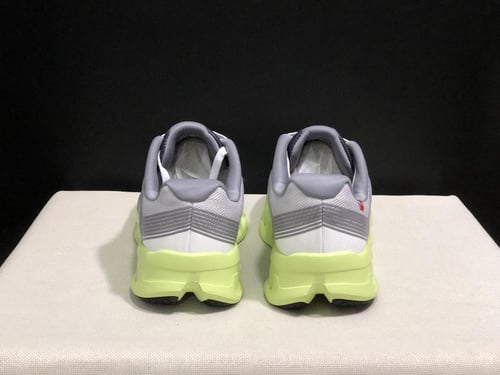 On Running Cloud جو