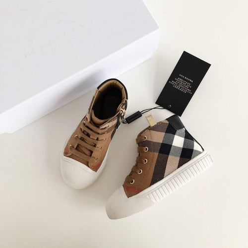 اطفال BURBERRY