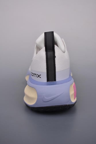 كاجوال نايكي اير زوم ZOOM X