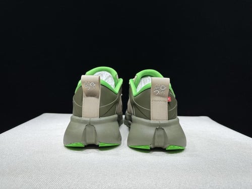 كاجوال اون راننج كلاود لويفي سولو