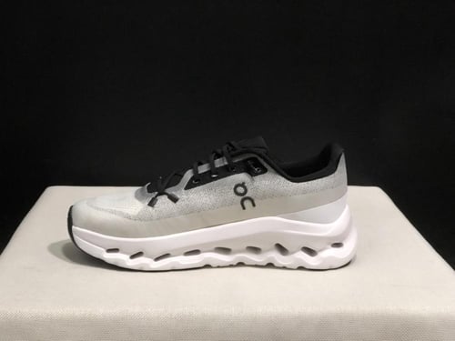 On Running Cloud تليت