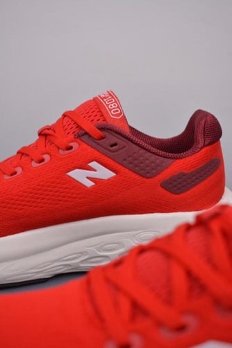 New balance v13 1080