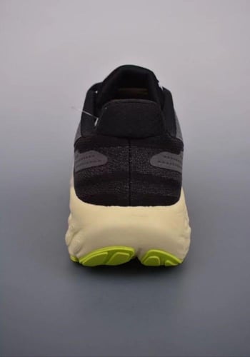 New balance v13 1080