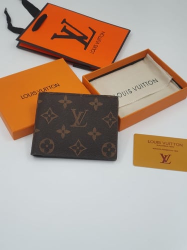 محفظة لويس فيتون
