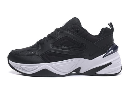 حــــذاء نايـــــكي M2K