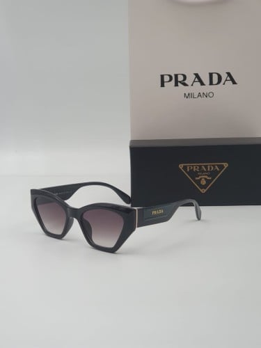 نظارة PRADA