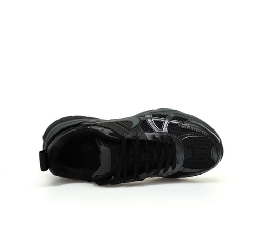 حذاء نايكي V2K RUN