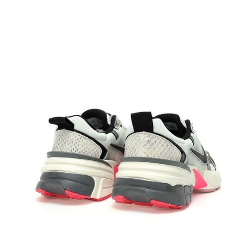 حذاء نايكي V2K RUN