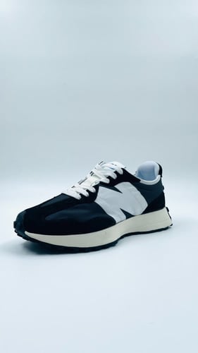 New Balance 327