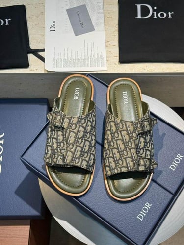 حذاء DIOR - متجر الاختيار الافضل