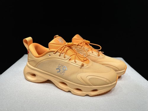 كاجوال اون راننج كلاود لويفي سولو