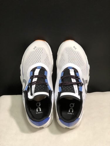 كاجوال اون راننج كلاود مونستر