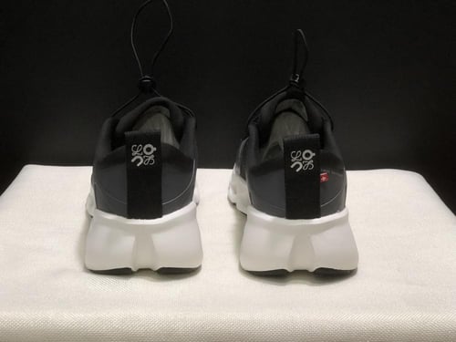 كاجوال اون راننج كلاود لويفي سولو