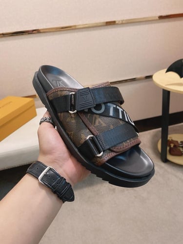 حذاء لويس فيتون ـ متجر الاختيار الافضل