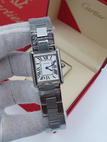 ساعة كارتير tank de Cartier