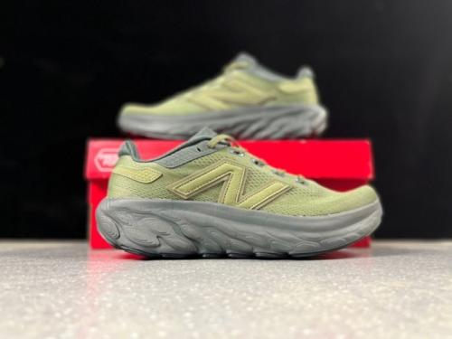 New balance v13 1080