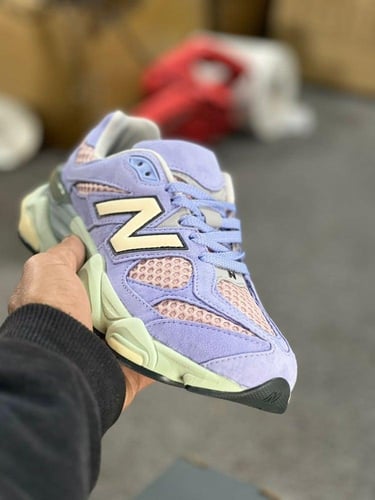 New Balance 9060