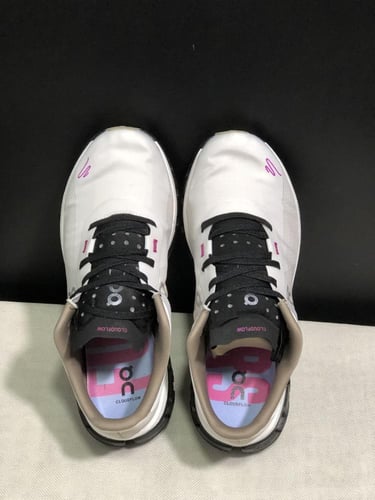 On Running Cloud فلاير