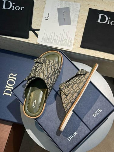 حذاء DIOR - متجر الاختيار الافضل