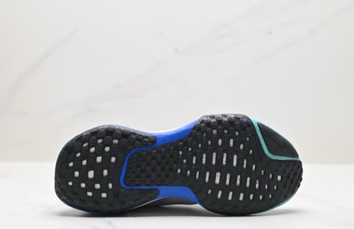 حذاء نايكي اير زوم ZOOM X ـ متجر الاختيار الافضل