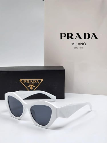 نظارة PRADA