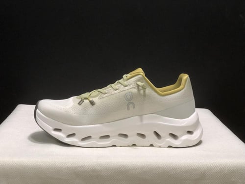 On Running Cloudtilt ـ الاختيار الافضل