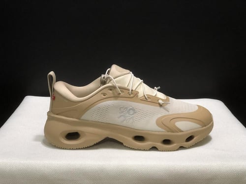 كاجوال اون راننج كلاود لويفي سولو