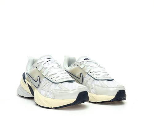 حذاء نايكي V2K RUN