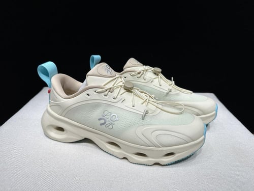 كاجوال اون راننج كلاود لويفي سولو