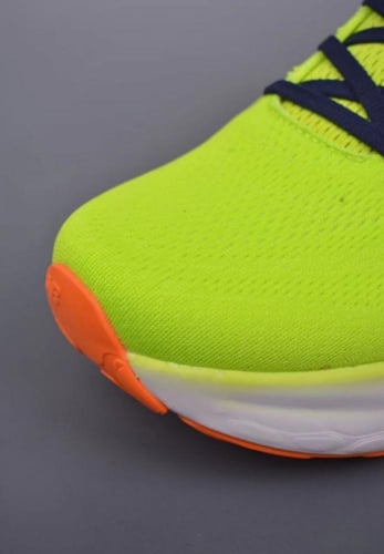 New balance v13 1080