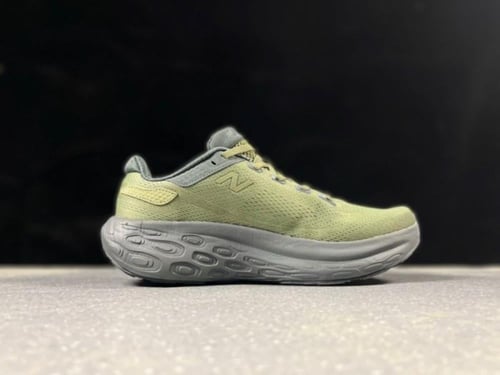 New balance v13 1080