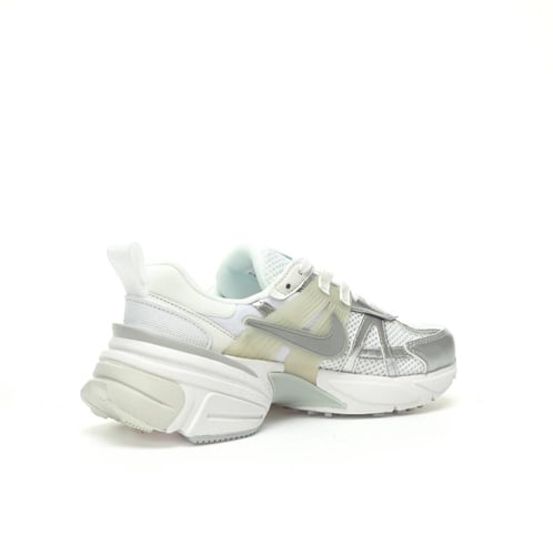 حذاء نايكي V2K RUN