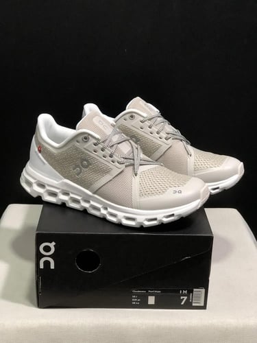 On Running Cloud ستراتوس