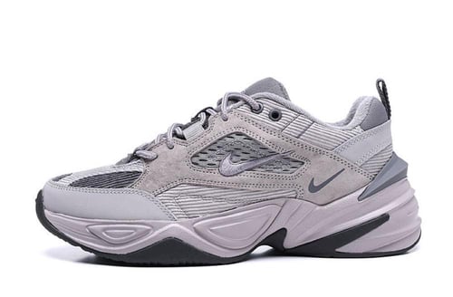 حــــذاء نايـــــكي M2K