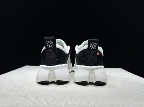 كاجوال اون راننج كلاود لويفي سولو