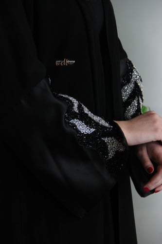 عباية شك الكم قماش كريب اندنوسي