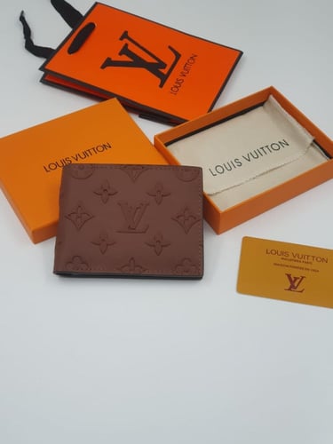 محفظة لويس فيتون