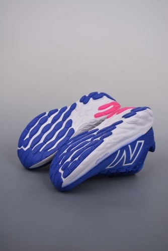 New balance v13 1080