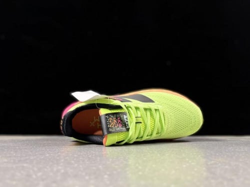 New balance v13 1080