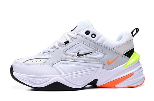 حــــذاء نايـــــكي M2K