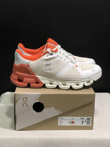 On Running Cloud فلاير