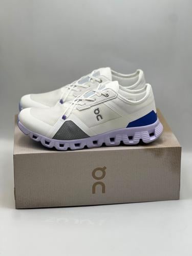 كاجوال اون راننج كلاود