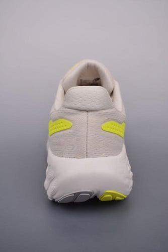 New balance v13 1080