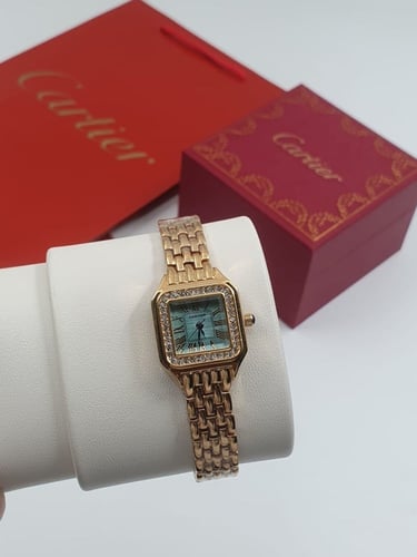 ساعة كارتير النسائية