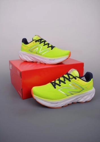 New balance v13 1080