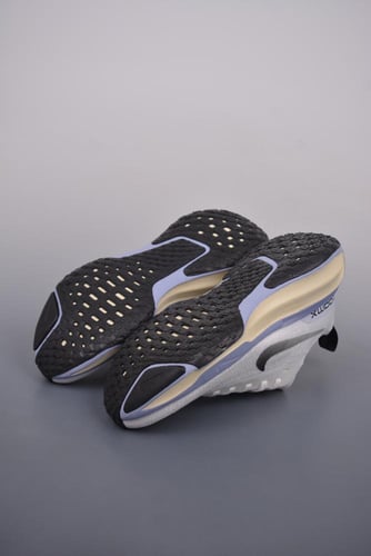 كاجوال نايكي اير زوم ZOOM X