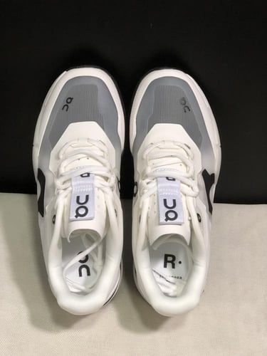 On Running Cloudـ الاختيار الافضل