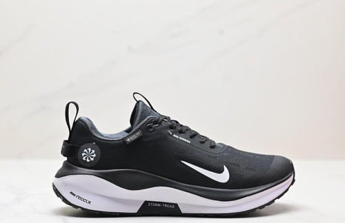 حذاء نايك زوم اكس Nike React x