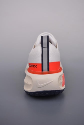 كاجوال نايكي اير زوم ZOOM X